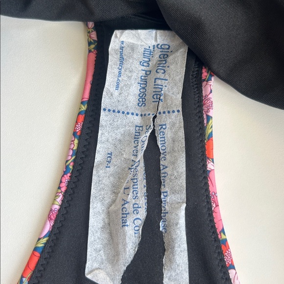 J Crew High-Rise Cheeky Bikini Bottom Liberty® Meadow Song Fabric - Picture 4 of 6